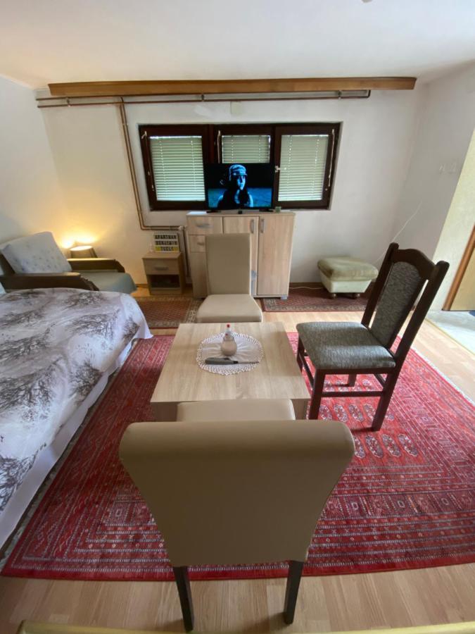Apartman Benjamin Lägenhet Tuzla Exteriör bild